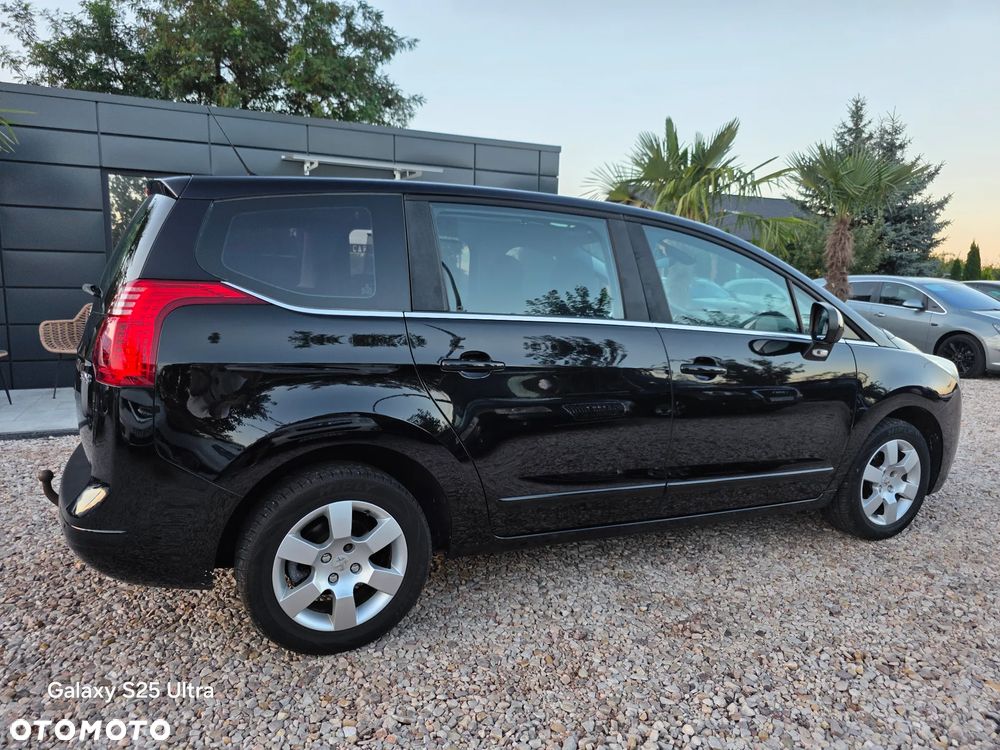 Peugeot 5008 - 14