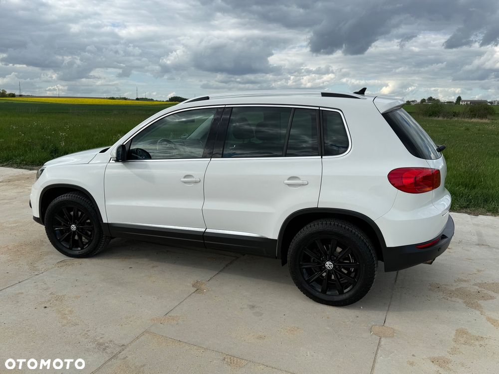 Volkswagen Tiguan 2.0 TDI DPF 4Motion BlueMotion Technology DSG Exclusive - 13