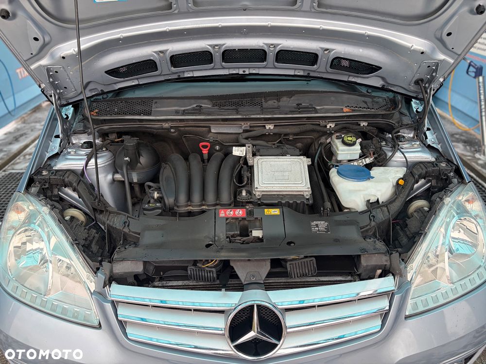 Mercedes-Benz Klasa A 160 BlueEFFICIENCY Avantgarde - 14