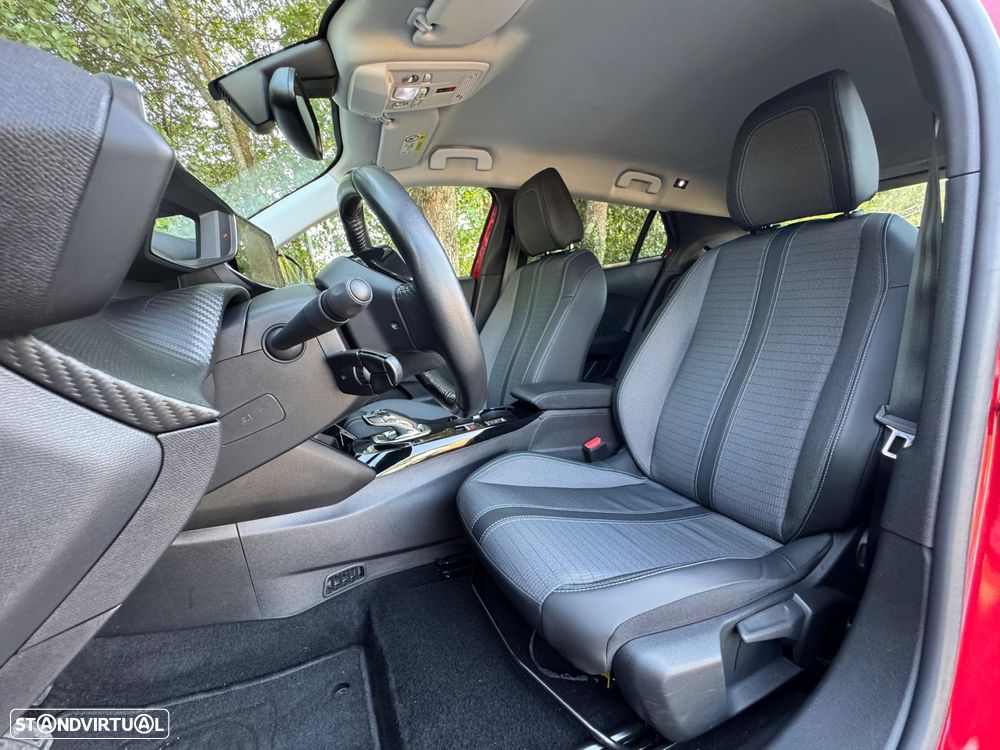 Peugeot e-2008 50 kWh Allure - 19