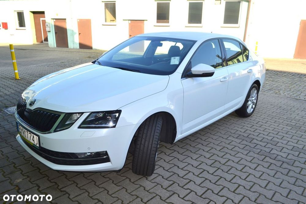 Skoda Octavia 2.0 TDI 4x4 Ambition DSG - 2