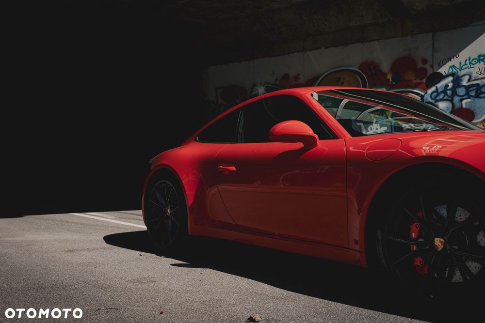 Porsche 911 Carrera 4S PDK - 9