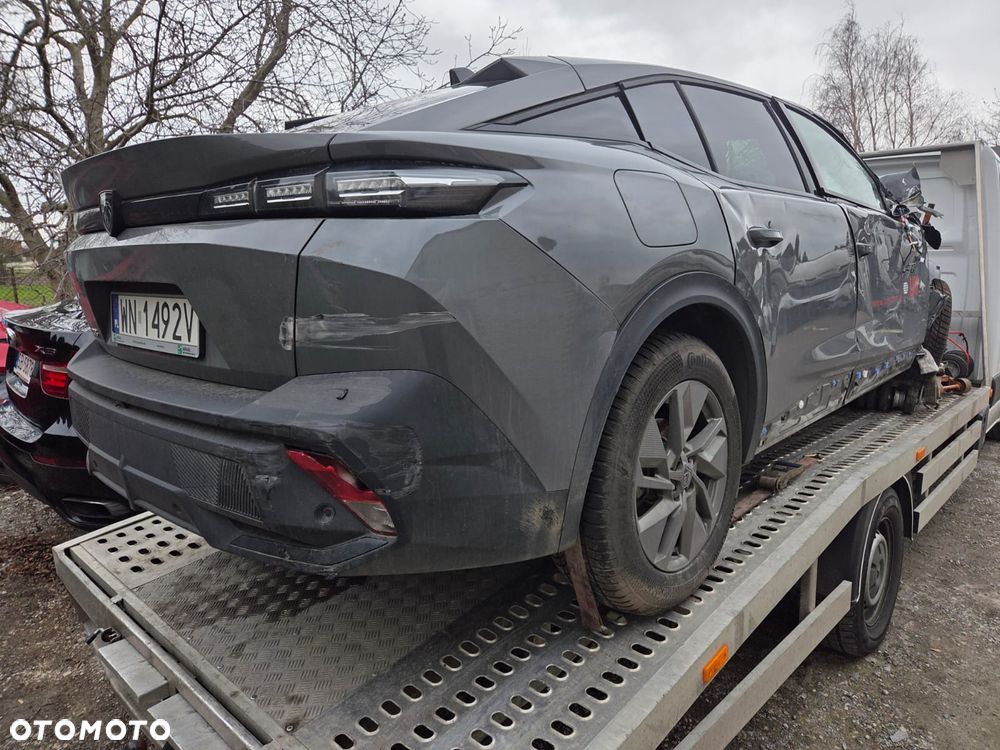 Peugeot 408 ver-1-2-puretech-mhev-gt-s-s-e--dsc6 - 2