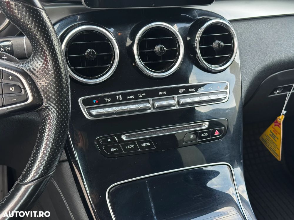 Mercedes-Benz GLC 220 d 4MATIC - 10
