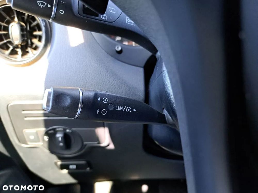 Mercedes-Benz VITO TOURER - 22