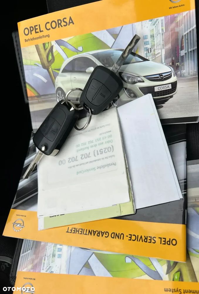 Opel Corsa 1.4 16V 150 Jahre - 40