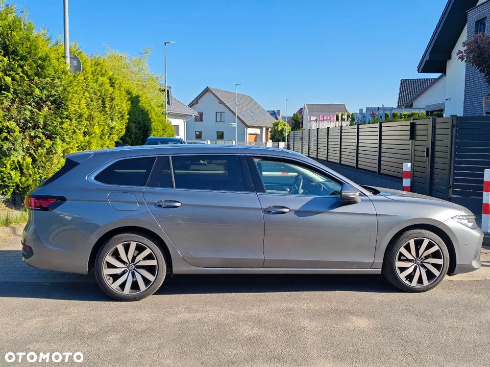 Volkswagen Passat - 2