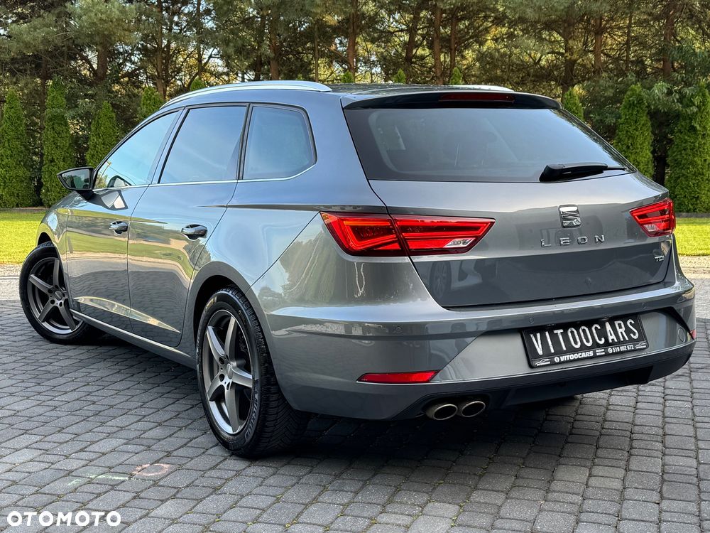 Seat Leon 2.0 TDI Xcellence DSG - 11