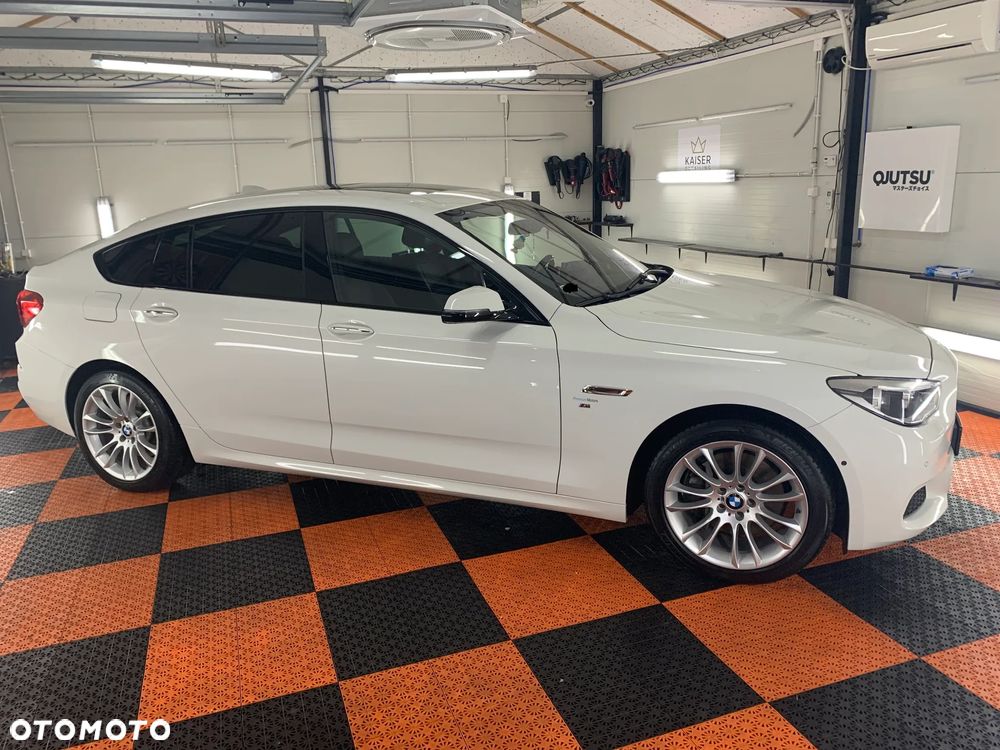 BMW Seria 5 530d xDrive Sport-Aut Luxury Line - 4