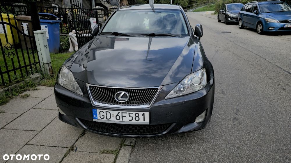 Lexus IS - 6