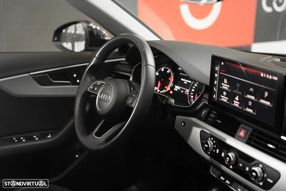 Audi A4 Avant 30 TDI Advanced S tronic - 24