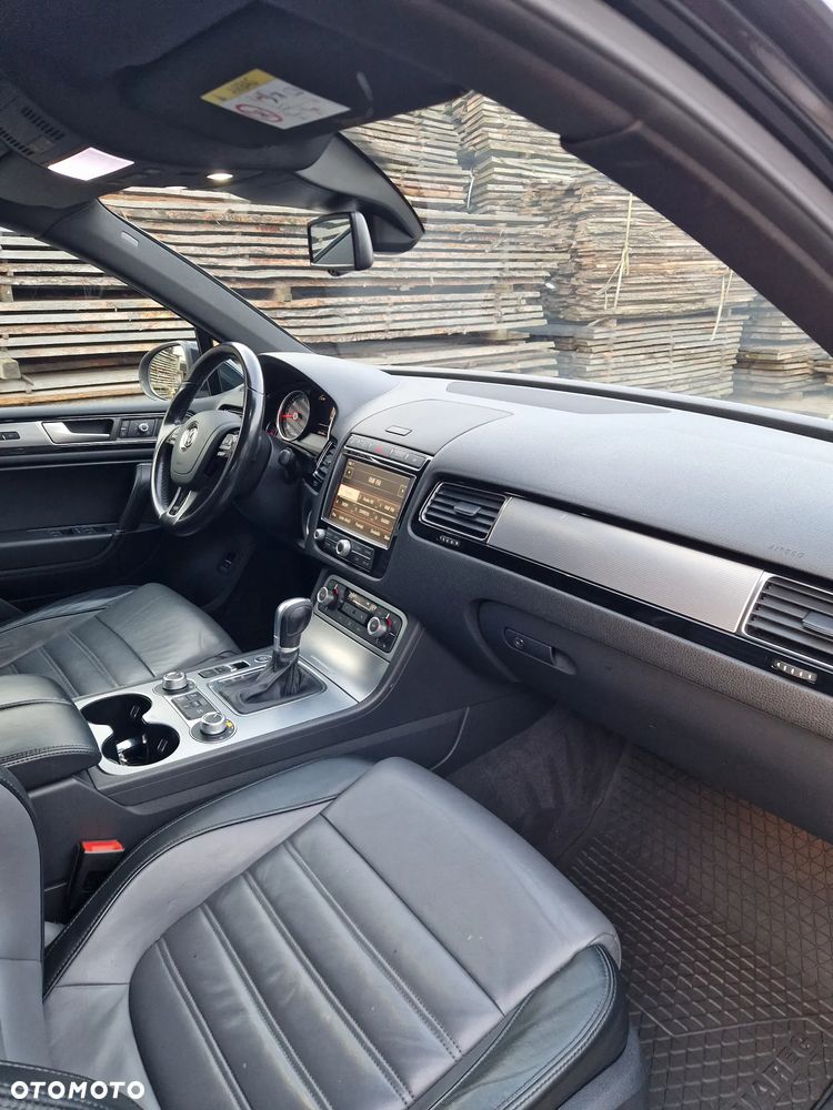 Volkswagen Touareg 3.0 V6 TDI BMT Perfectline R-Style - 18