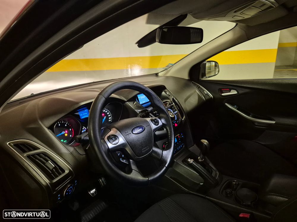 Ford Focus SW 1.6 TDCi Titanium Best - 25