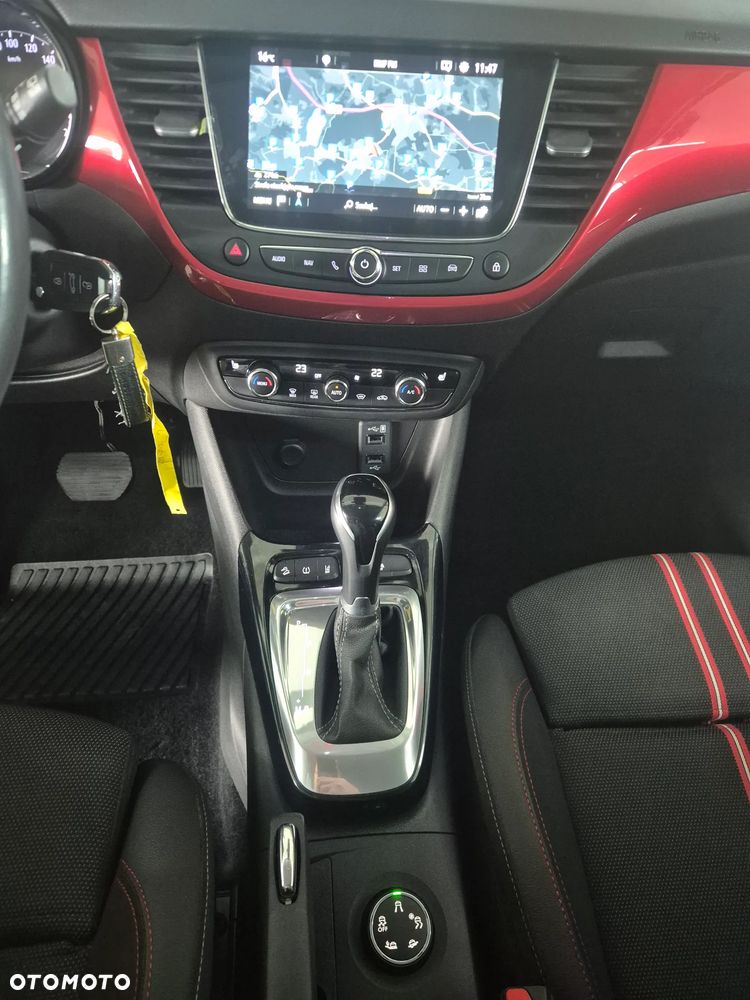 Opel Crossland 1.2 T GS Line - 15