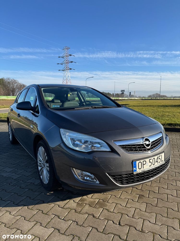 Opel Astra 1.4 Turbo - 1