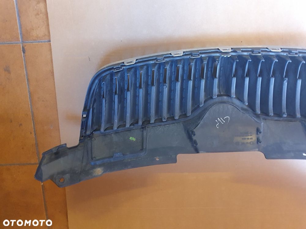GRILL ATRAPA SKODA FABIA II ROOMSTER - 5