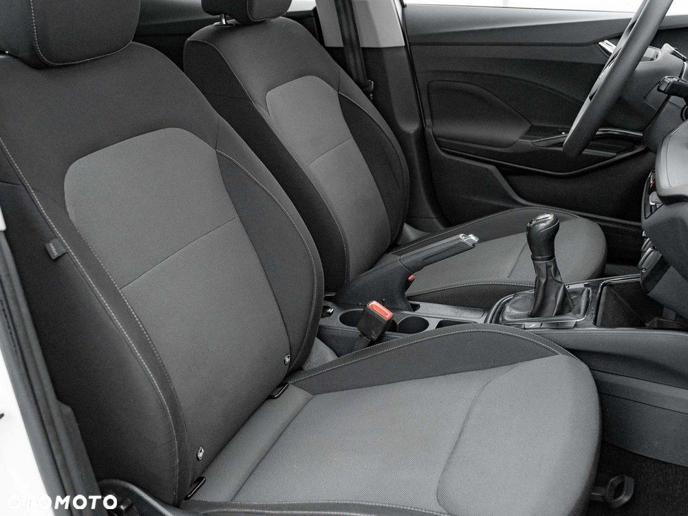 Skoda Fabia 1.0 Ambition - 29