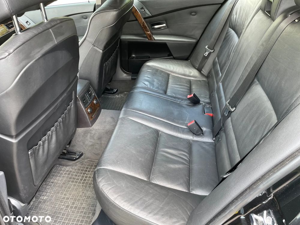 BMW Seria 5 530xi - 22