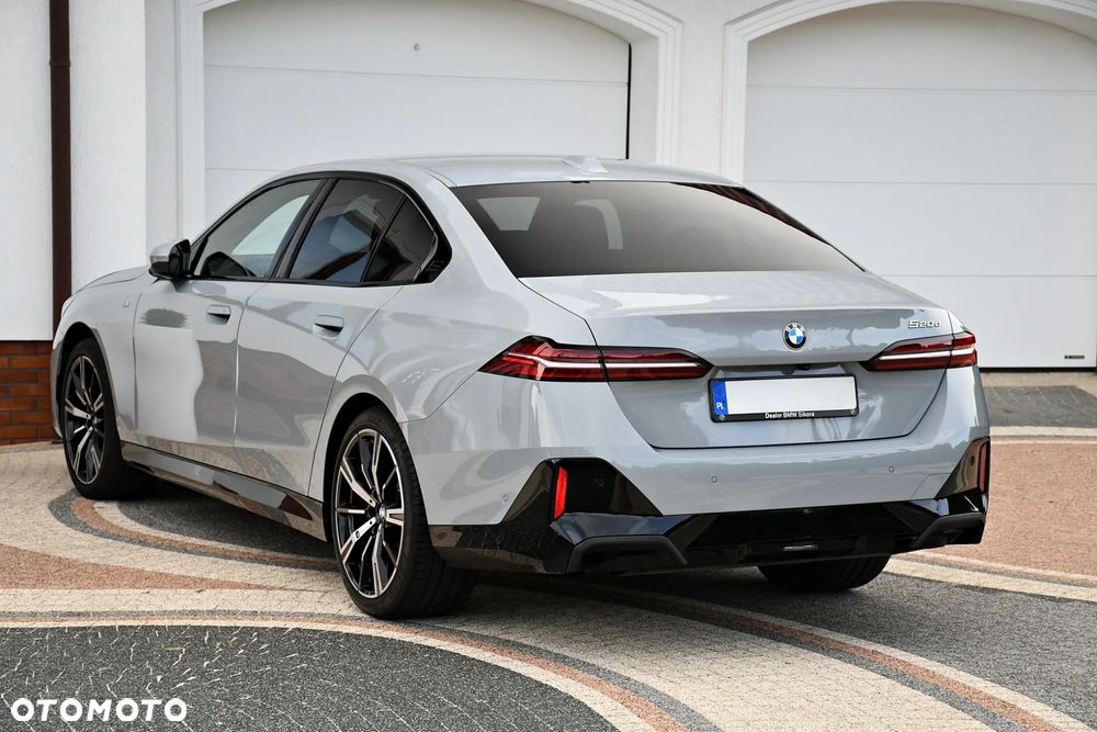 BMW Seria 5 520d mHEV M Sport - 16