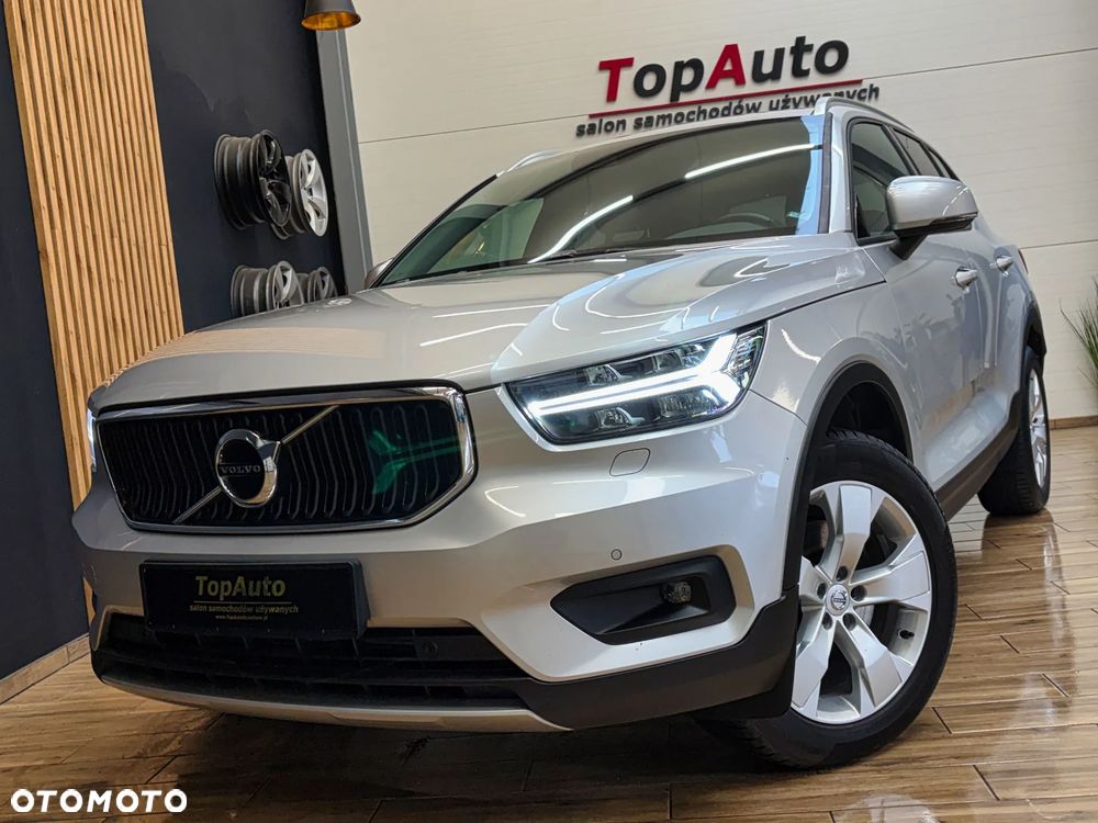 Volvo XC 40 D4 SCR AWD Momentum - 14