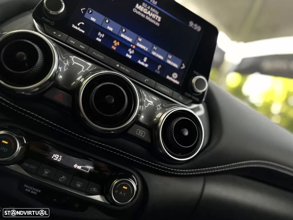 Nissan Juke 1.6 Hybrid N-Connecta - 27