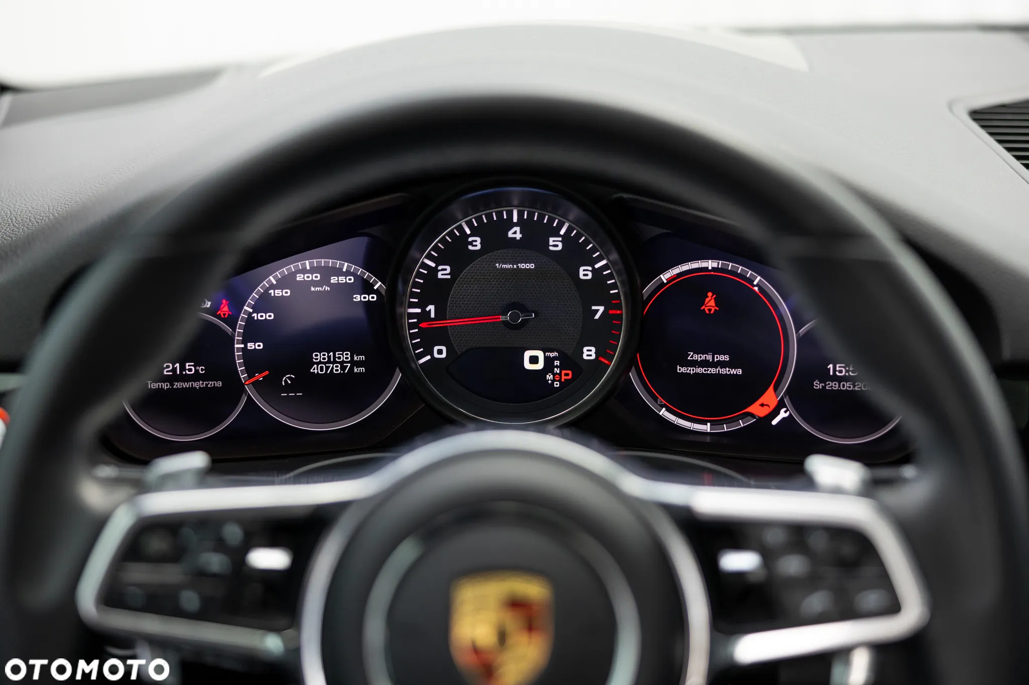 Porsche Cayenne - 24