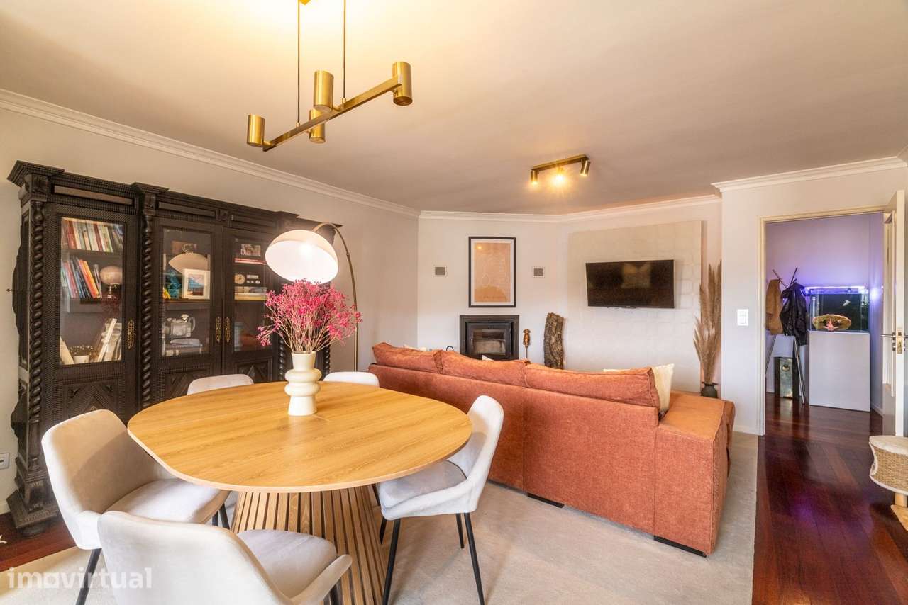 T2+1 Duplex junto ao metro da Sra. da Hora, Matosinhos - Grande imagem: 2/26