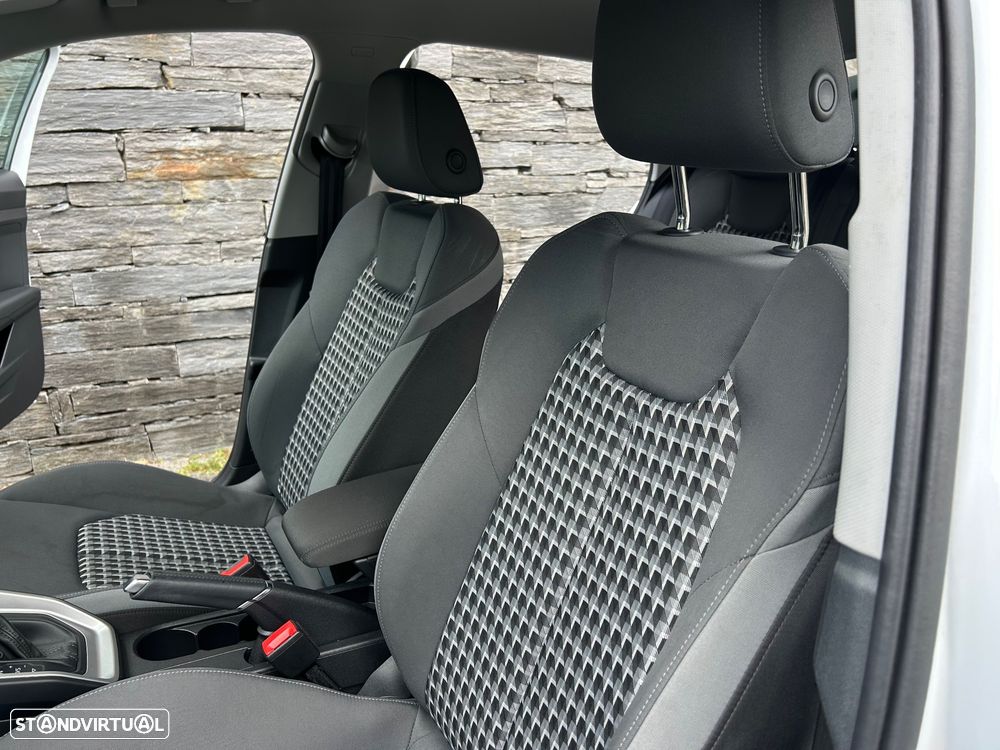Audi A1 Citycarver 30 TFSI S tronic - 12