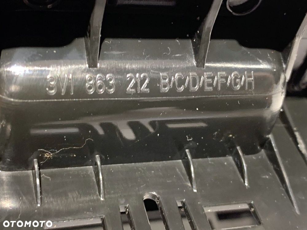 LISTWY DEKOR  SKODA SUPERB III Kombi (3V5) 2015 - 2022 2.0 TDI 110 kW [150 KM] olej napędowy 2015 - - 5