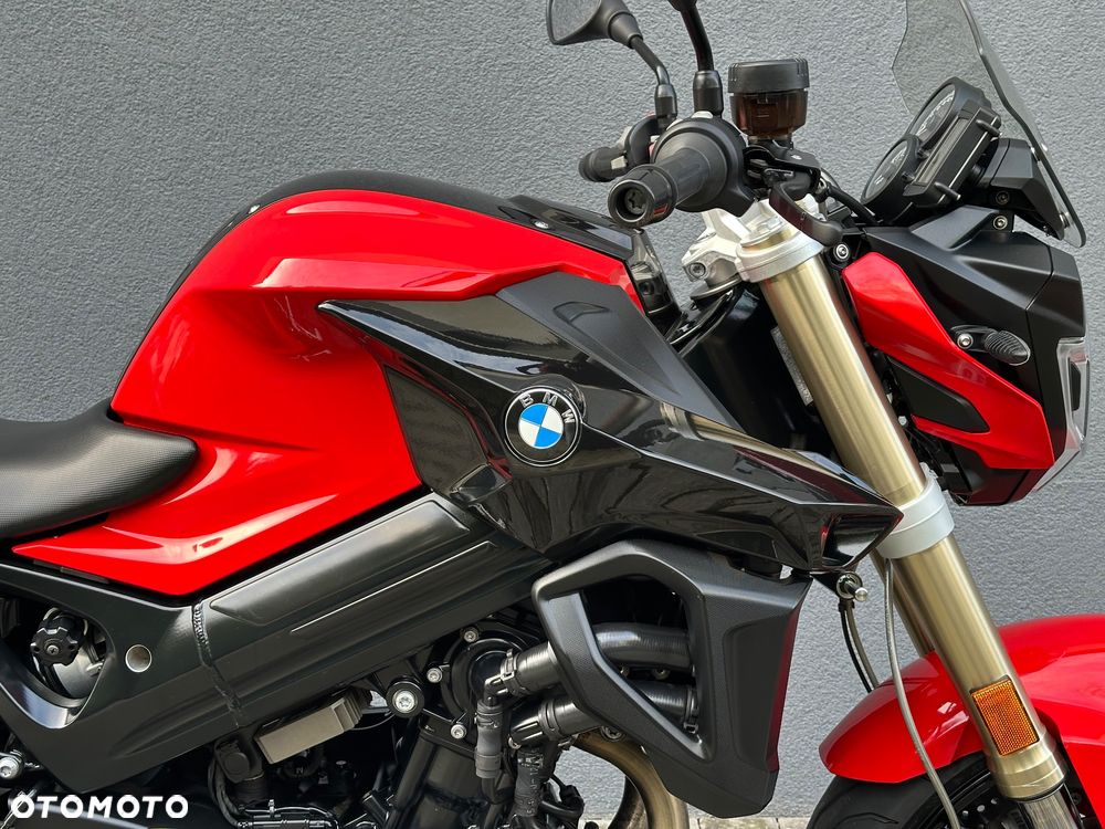 BMW F - 25
