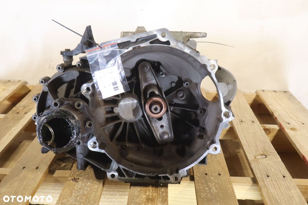 SKRZYNIA BIEGÓW 6 BIEGOWA SKODA OCTAVIA III LIFT 1.0TSI UDM - 1