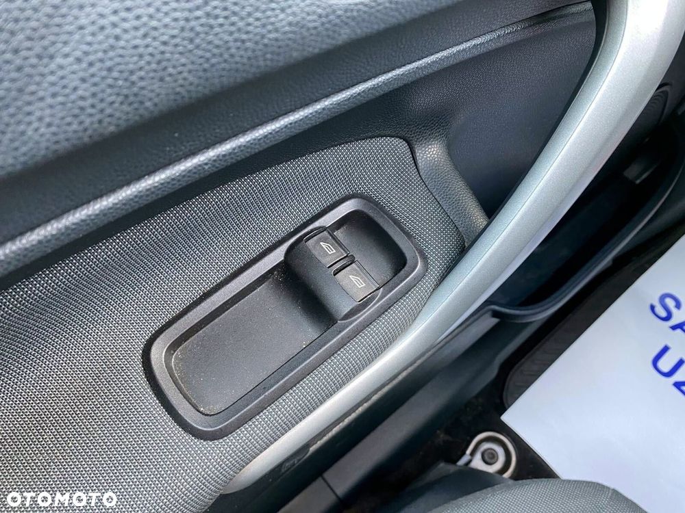 Ford Fiesta 1.25 Silver X - 23