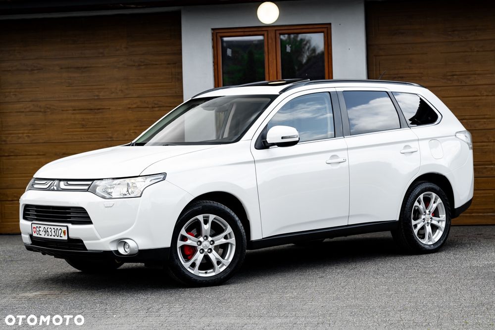 Mitsubishi Outlander 2.2 DI-D 4WD Automatik Invite - 4