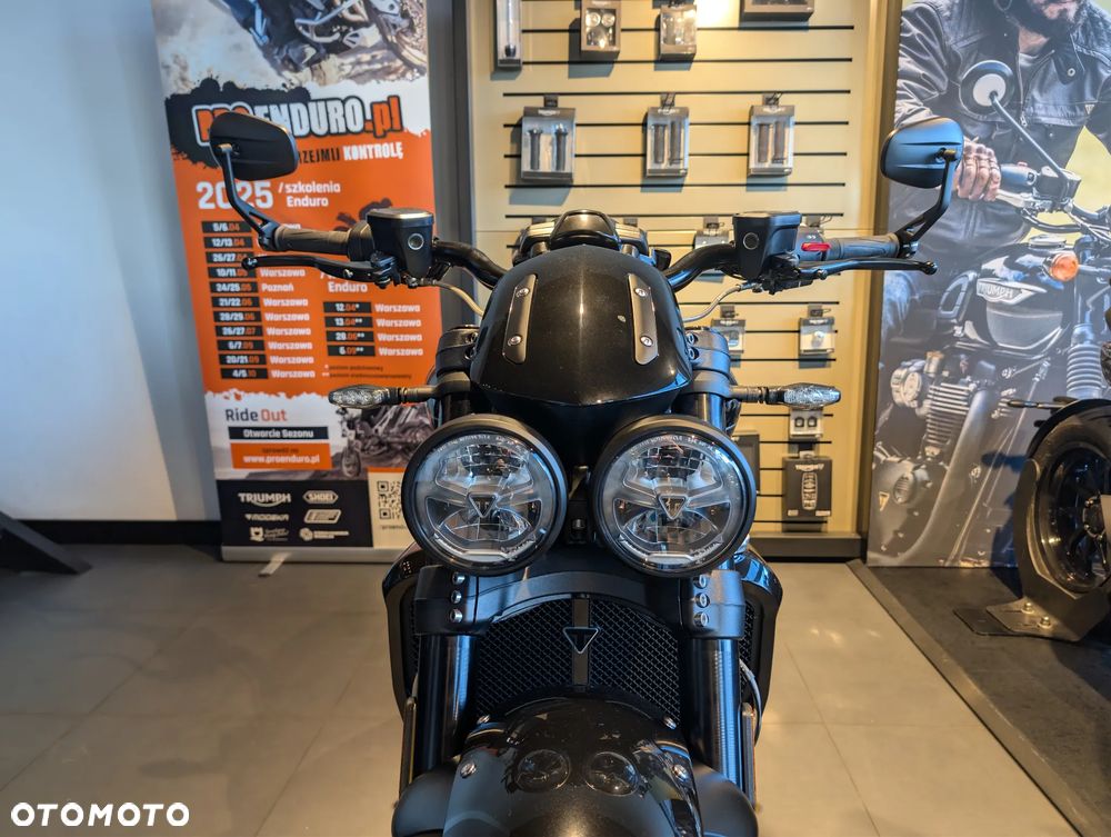 Triumph Rocket - 7