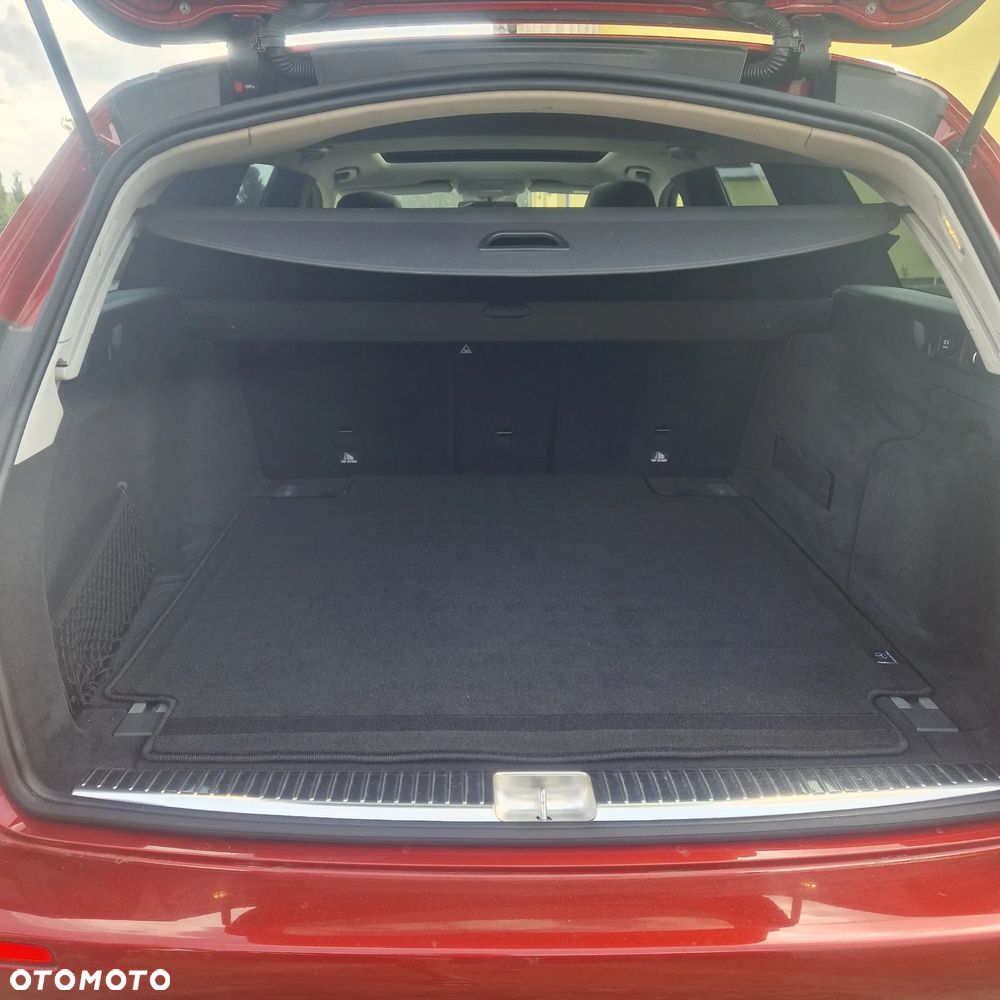 Mercedes-Benz Klasa E 200 4Matic 9G-TRONIC - 4