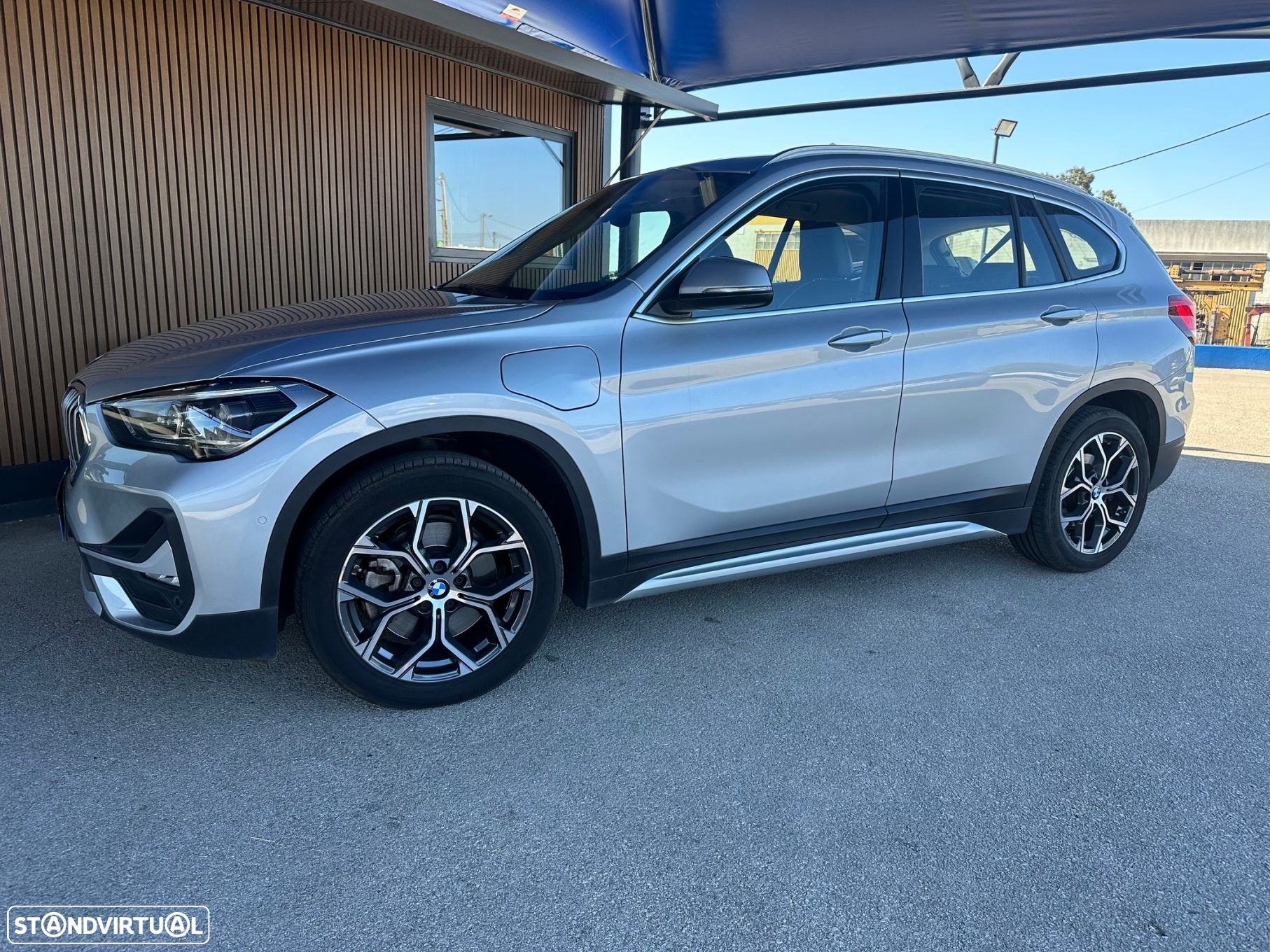 BMW X1 25 e xDrive xLine - 13
