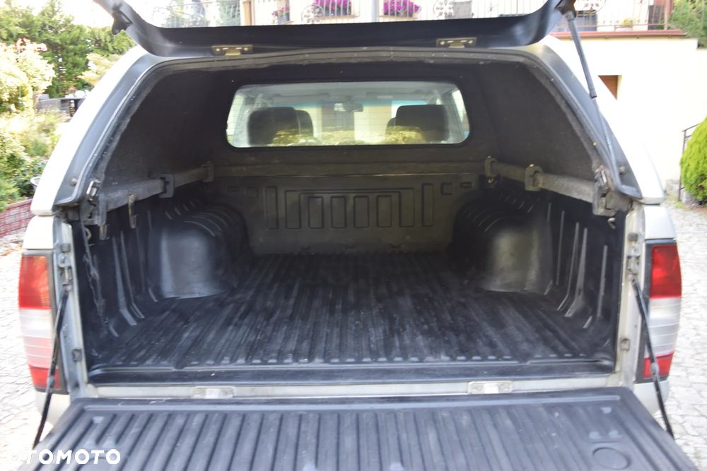 Nissan NP300 Pickup 2.5d DC Base - 8