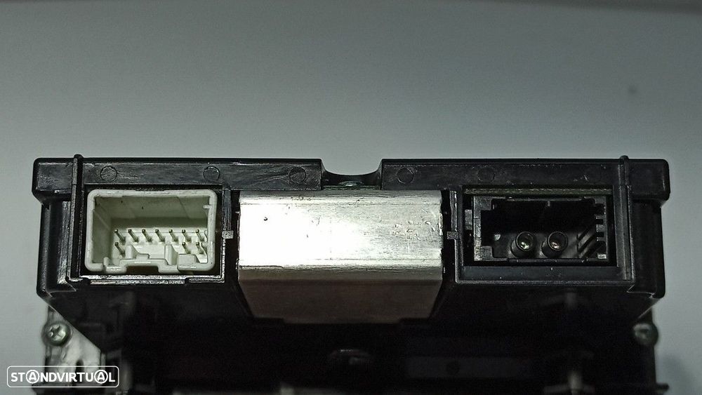 TELA/ECRÃ MULTIFUNÇÕES VOLVO S40 BERLINA 2.0 D KINETIC - 5