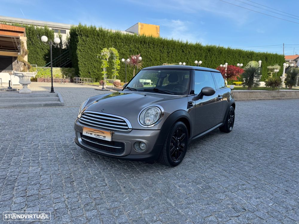 MINI 3 Portas Cooper D - 7