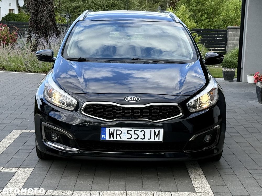 Kia Ceed 1.6 GDI Business Line - 12