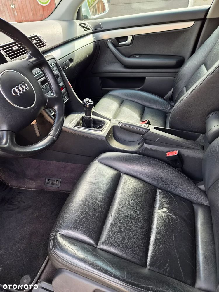 Audi A4 Avant - 9