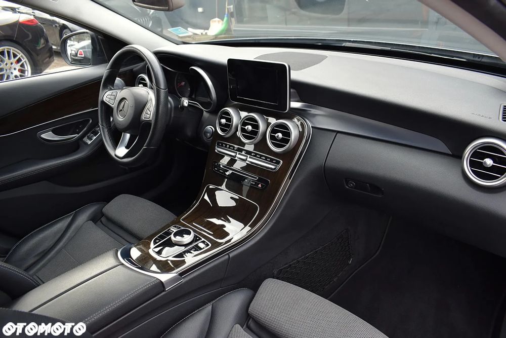 Mercedes-Benz Klasa C 200 (BlueEFFICIENCY) 7G-TRONIC - 12