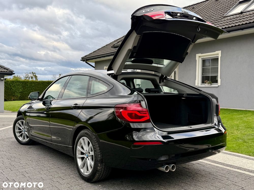 BMW Seria 3 320d xDrive Advantage sport - 32