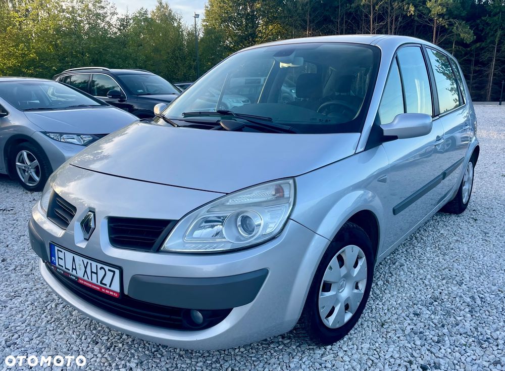 Renault Scenic - 1