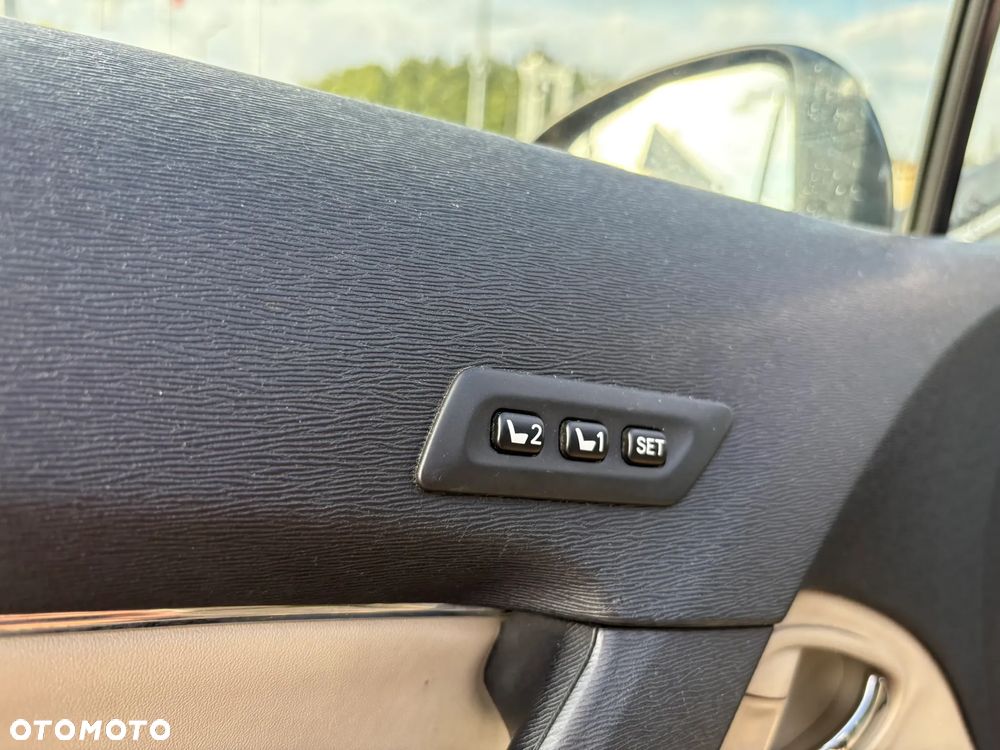 Toyota Avensis 2.0 Prestige EU5 MS - 14