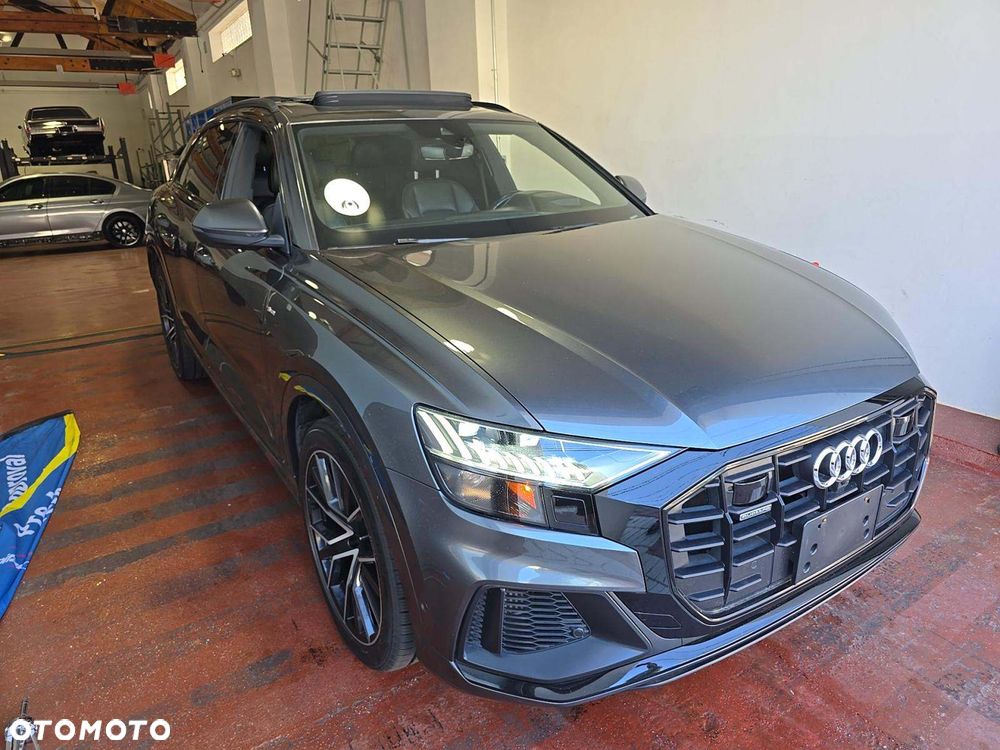Audi Q8 55 TFSI mHEV Quattro Tiptronic - 4