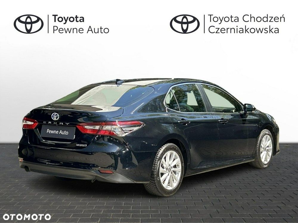 Toyota Camry 2.5 Hybrid Comfort CVT - 2