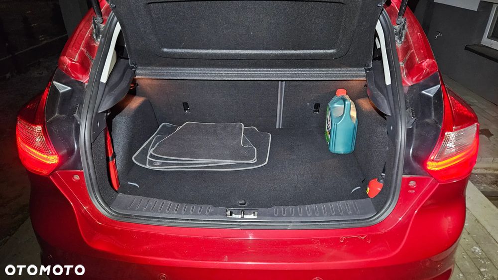 Ford Focus 1.6 TDCi Titanium ECOnetic - 14