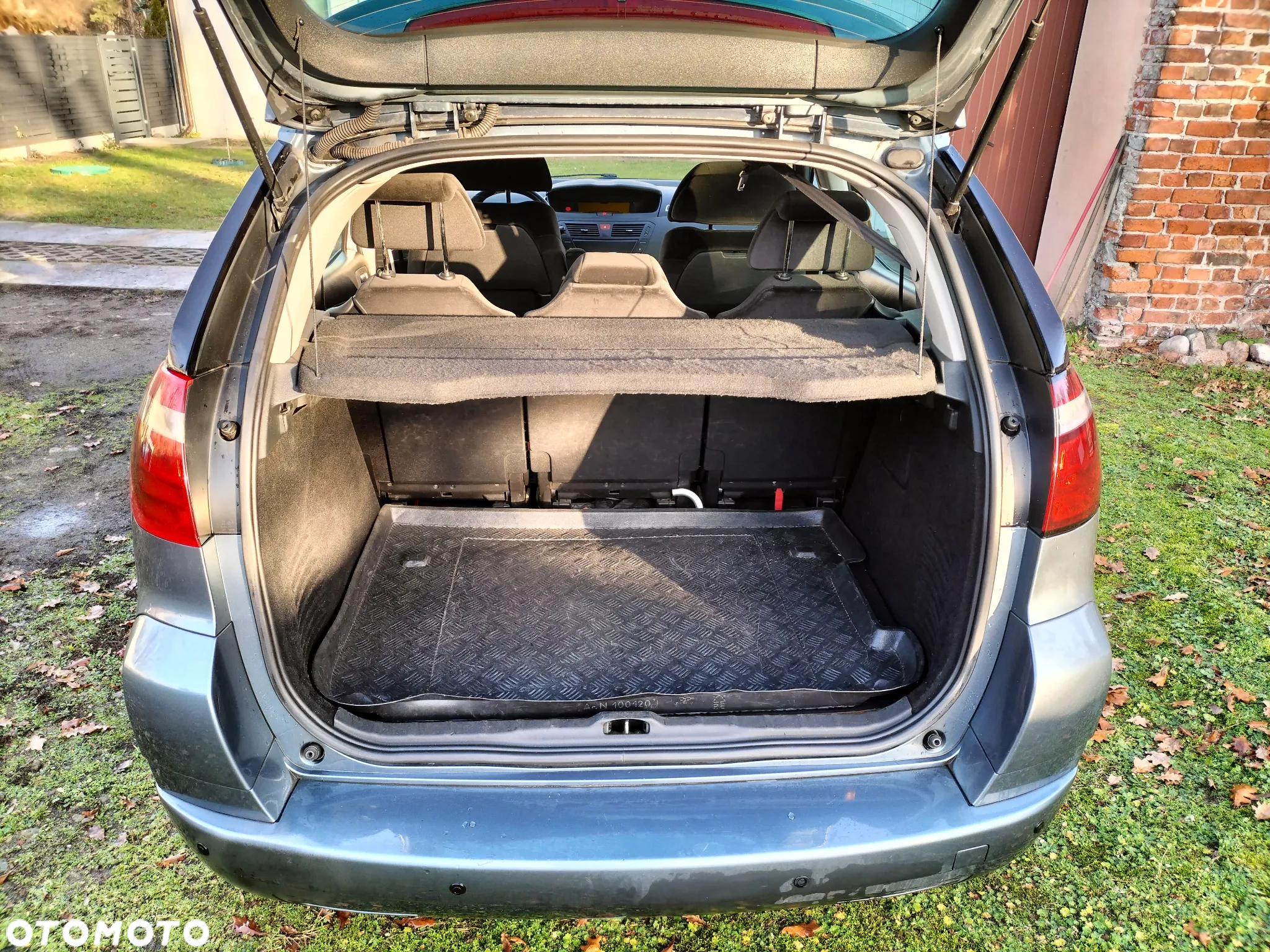 Citroën C4 Picasso 1.6 HDi Equilibre Navi Pack MCP - 9