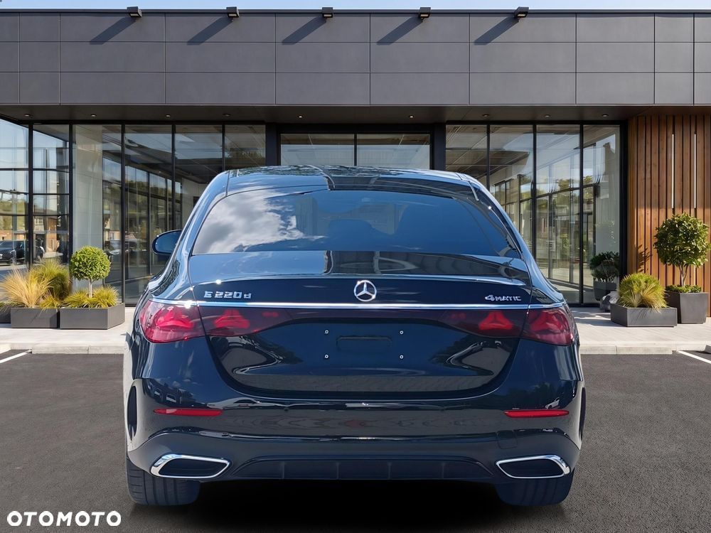 Mercedes-Benz Klasa E 220 d mHEV 4-Matic AMG 9G-Tronic - 7